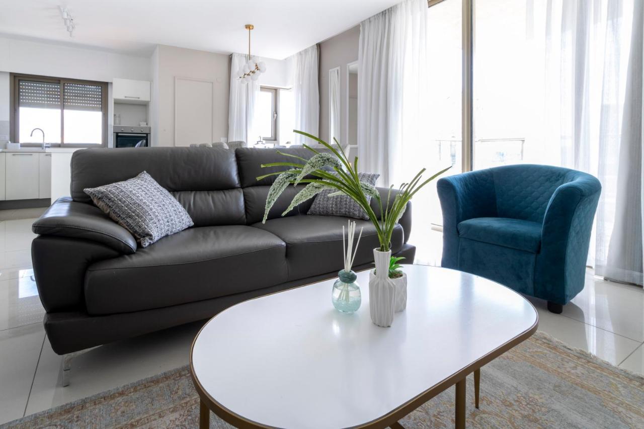 Luxury Three-Bedroom/Terrace Over Old City View エルサレム エクステリア 写真