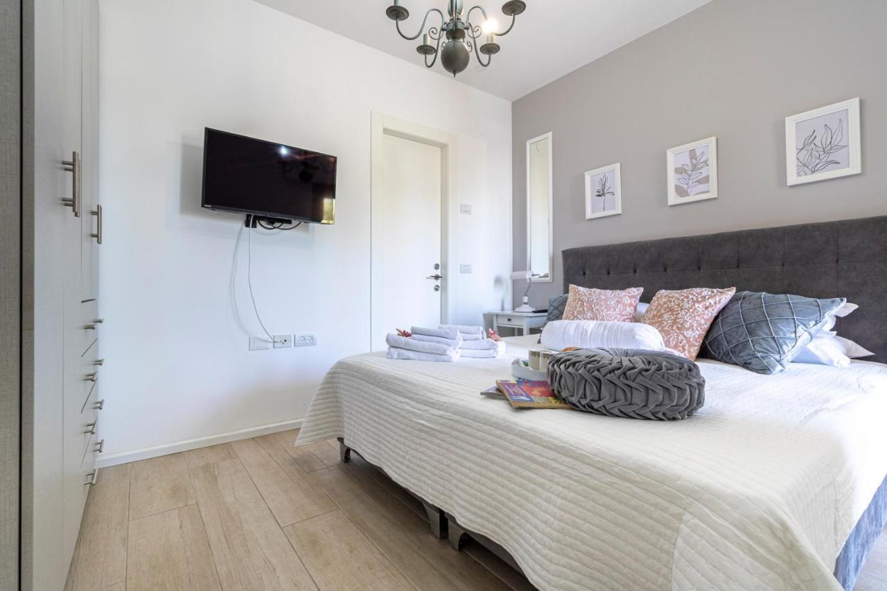 Luxury Three-Bedroom/Terrace Over Old City View エルサレム エクステリア 写真