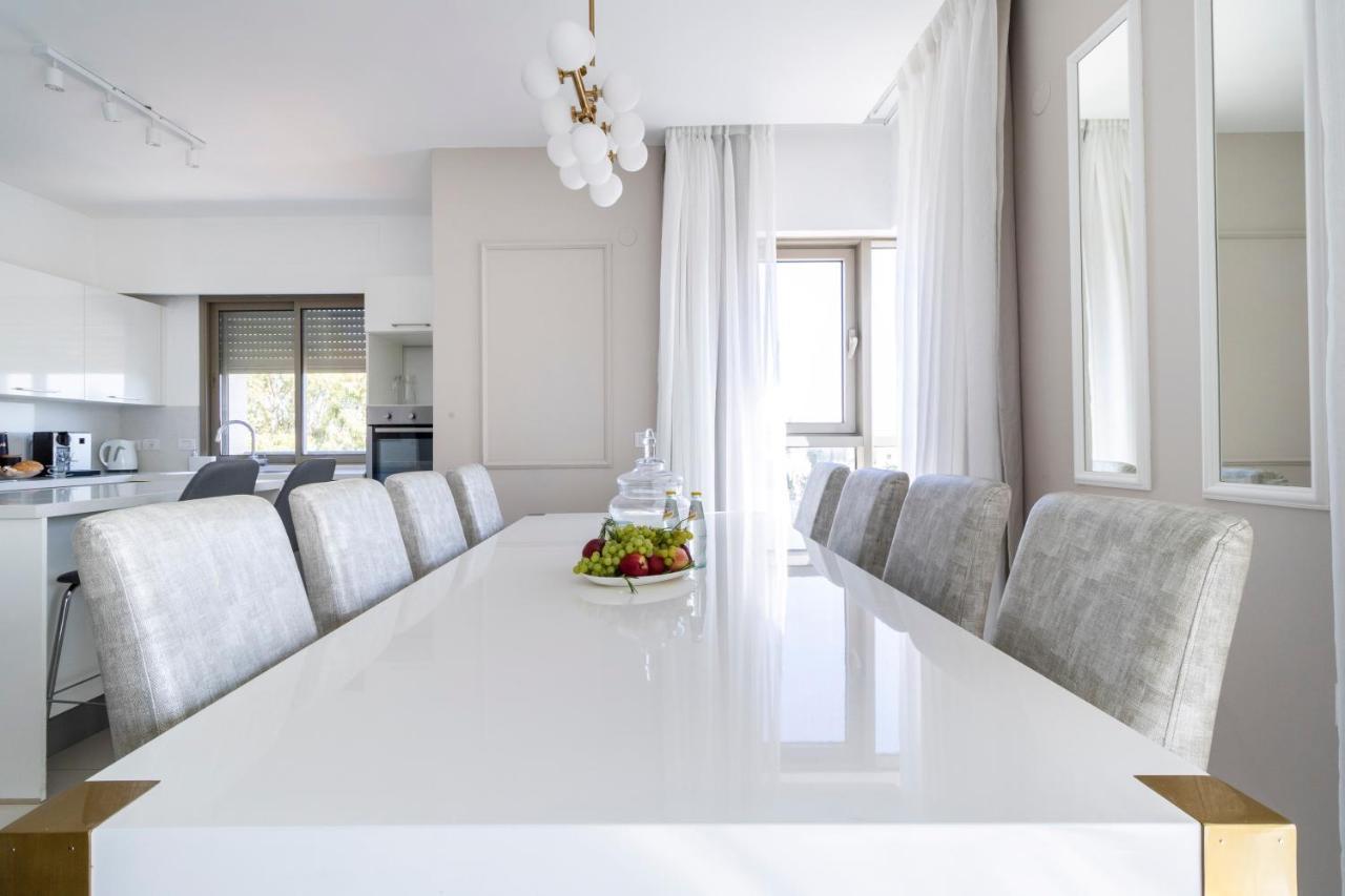 Luxury Three-Bedroom/Terrace Over Old City View エルサレム エクステリア 写真